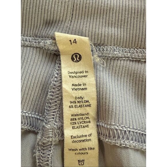 Lululemon Dance Studio Mid-Rise Cropped Pant SZ14 - Picture 12 of 15